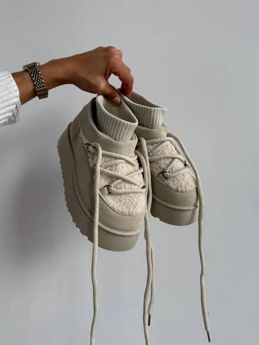 Короткие женские угги луноходы на платформе