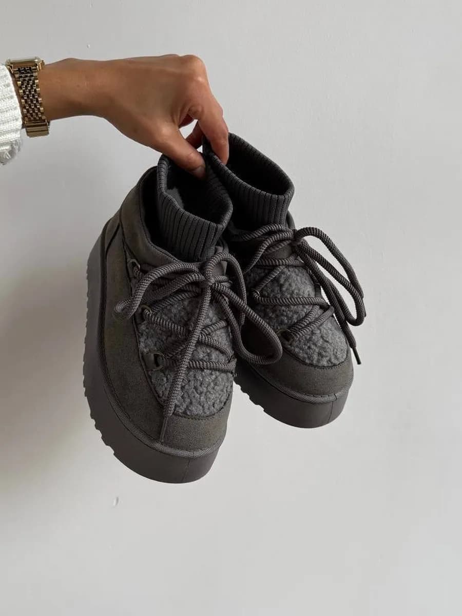 Угги со шнурками женские зимние