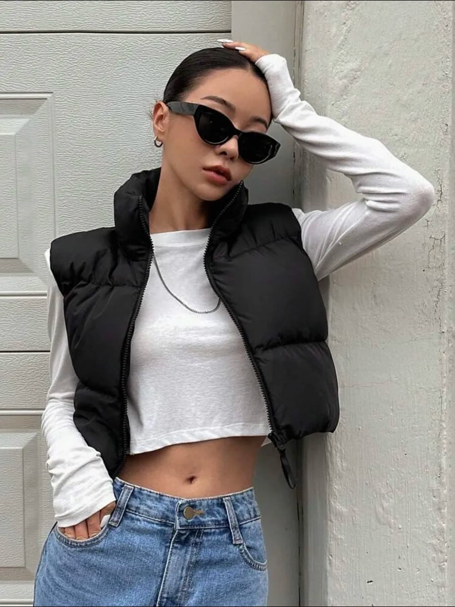 Жилет женский утепленный стеганый безрукавка теплая весна