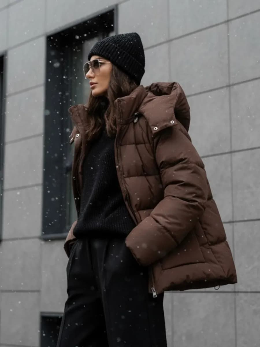 Куртка зимняя короткая с капюшоном