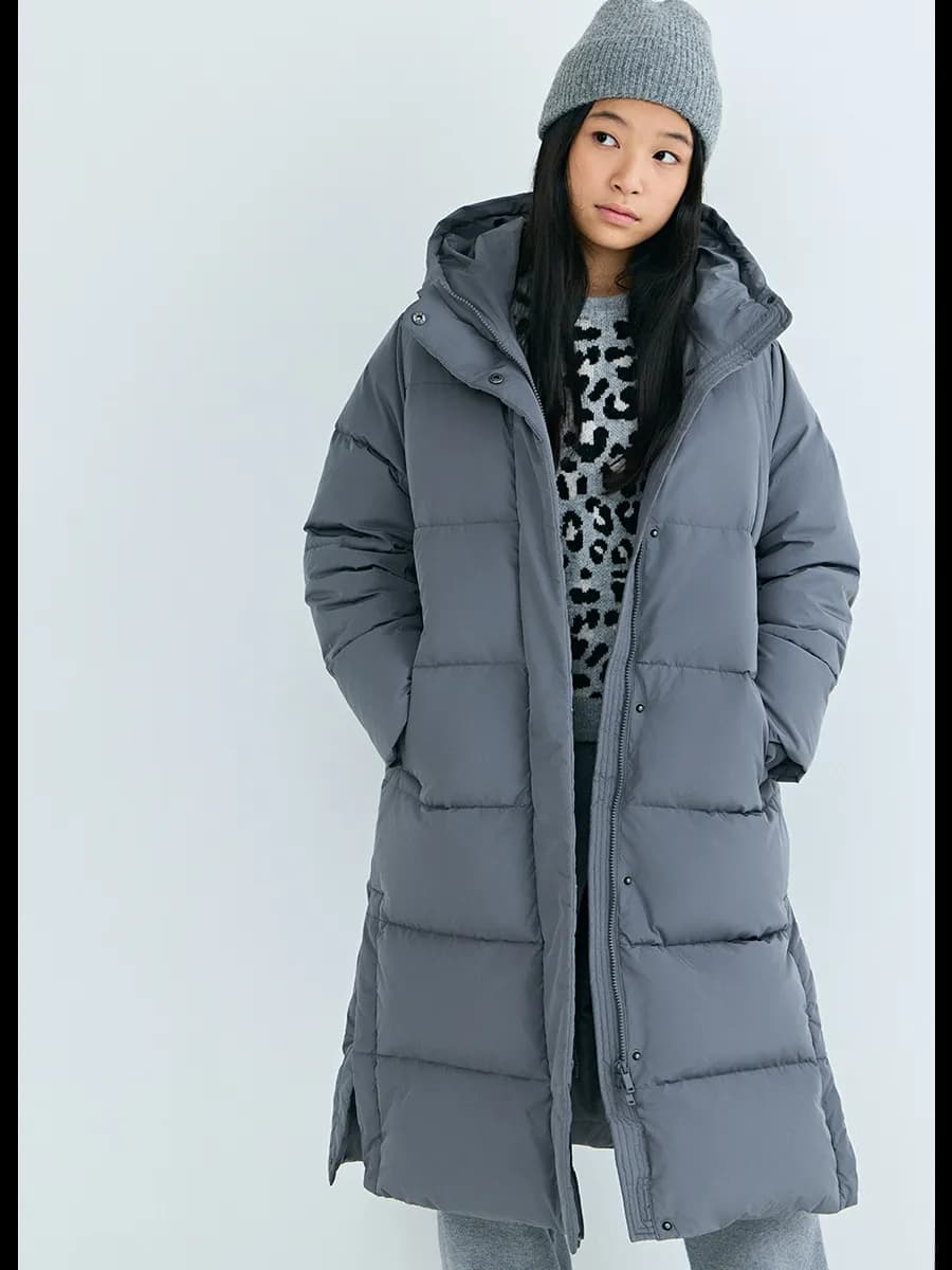 Куртка стеганая удлиненная с капюшоном