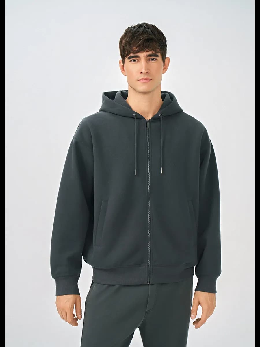 Толстовка на молнии с капюшоном
