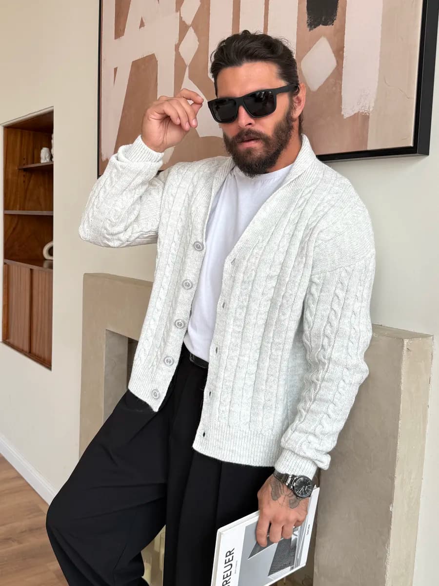 Вязаный кардиган на пуговицах