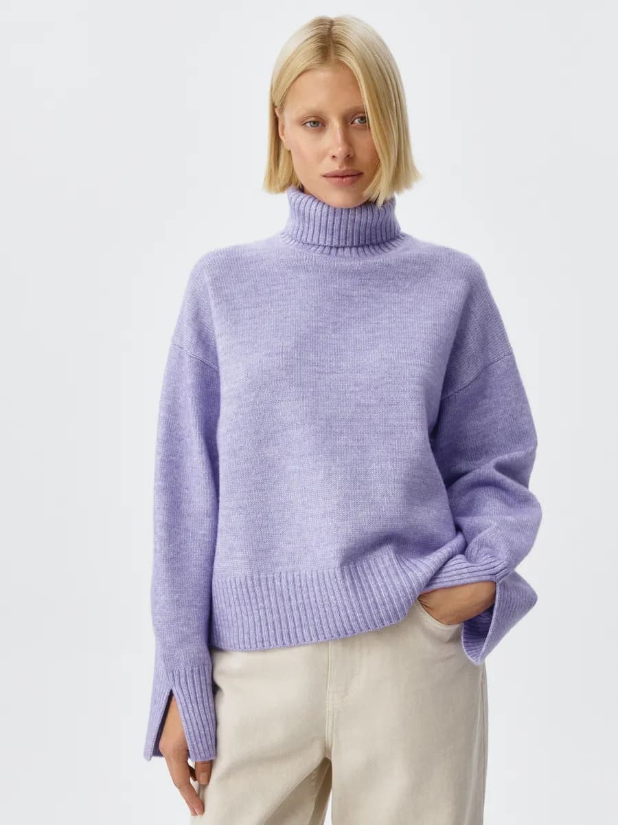 Вязаный свитер с содержанием шерсти