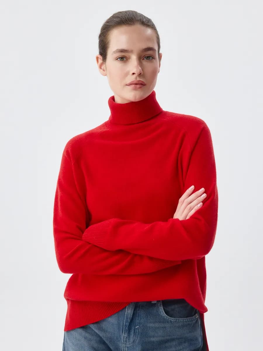 Вязаная водолазка из шерсти