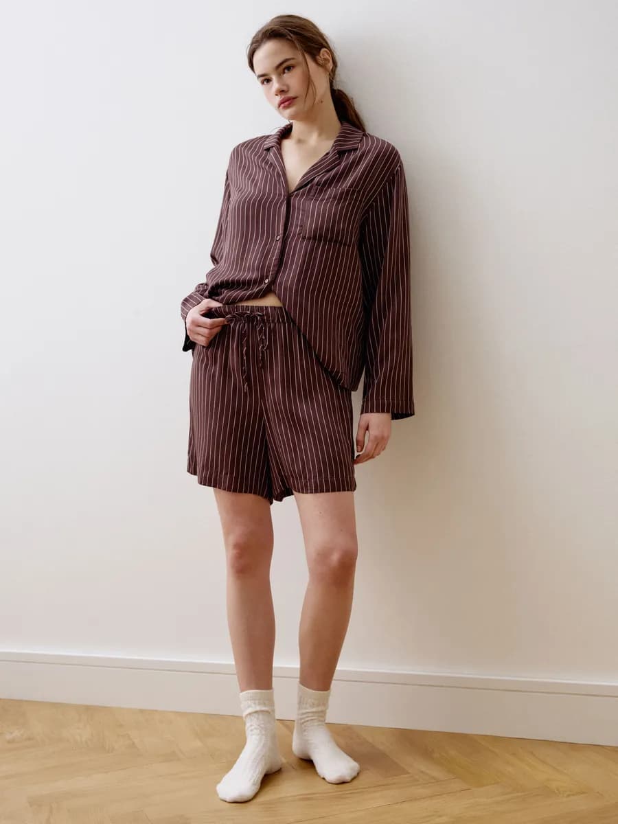 Домашние шорты в полоску