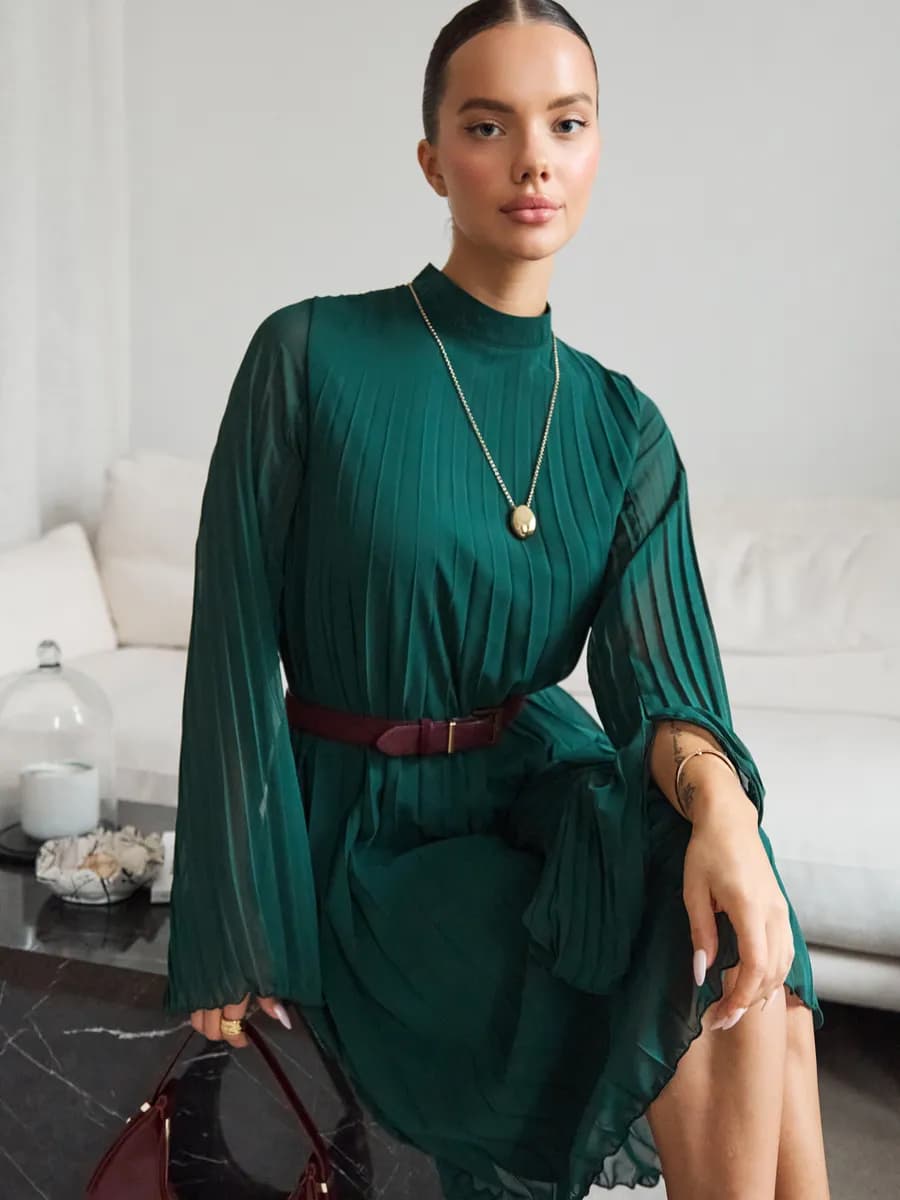 Платье шифоновое на праздник нарядное вечернее плиссе