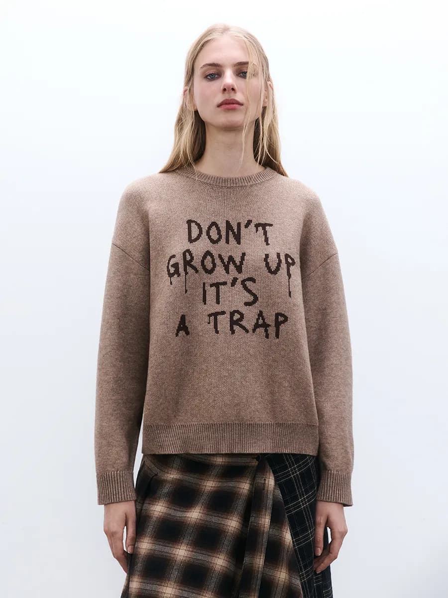 Джемпер вязаный с надписью