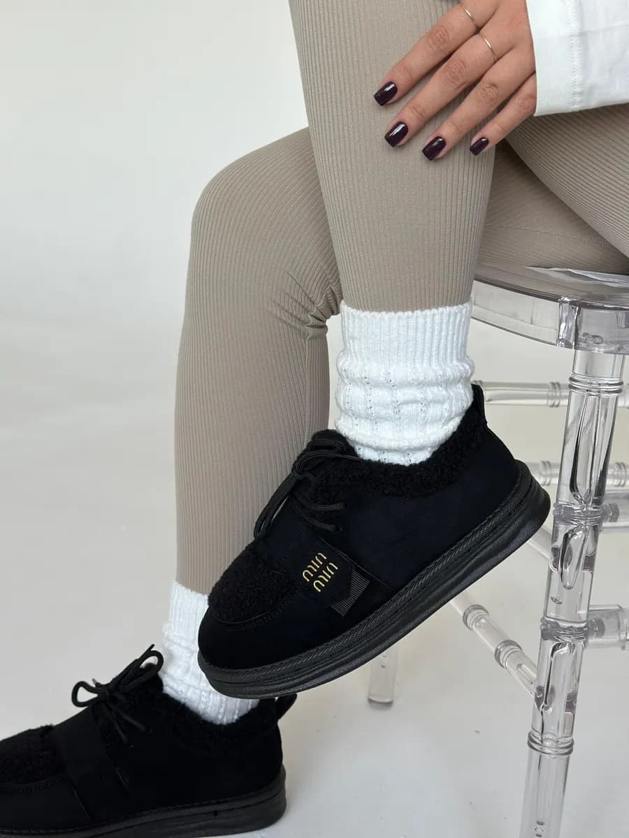 Угги зимние низкие со шнурками