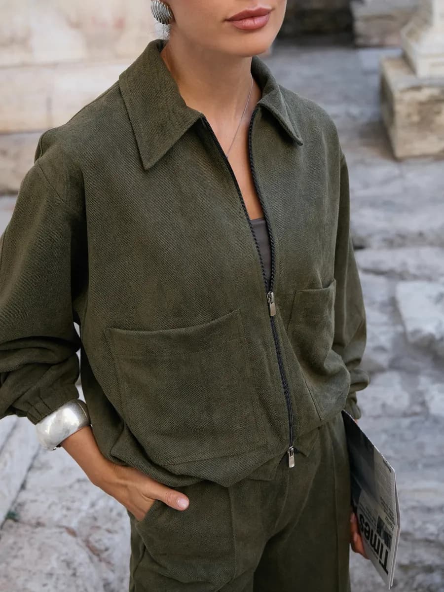 Костюм брючный двойка