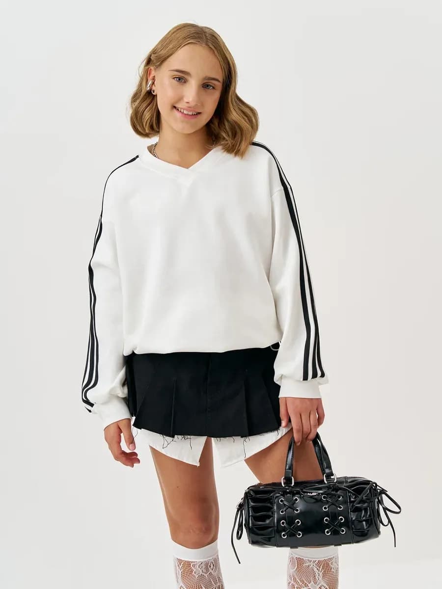 Свитшот оверсайз трикотажный с лампасами