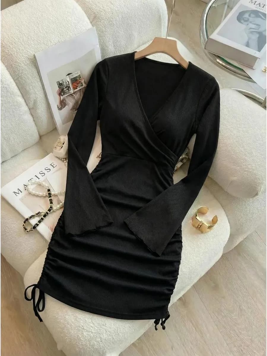 Короткое платье лапша с драпировкой