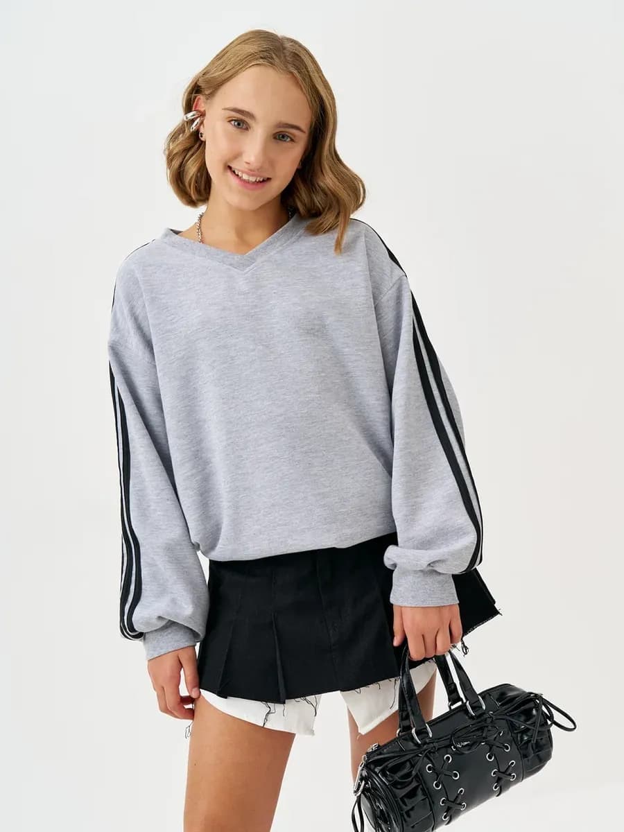 Свитшот оверсайз трикотажный с лампасами