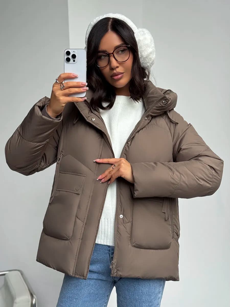 Куртка зимняя короткая с капюшоном