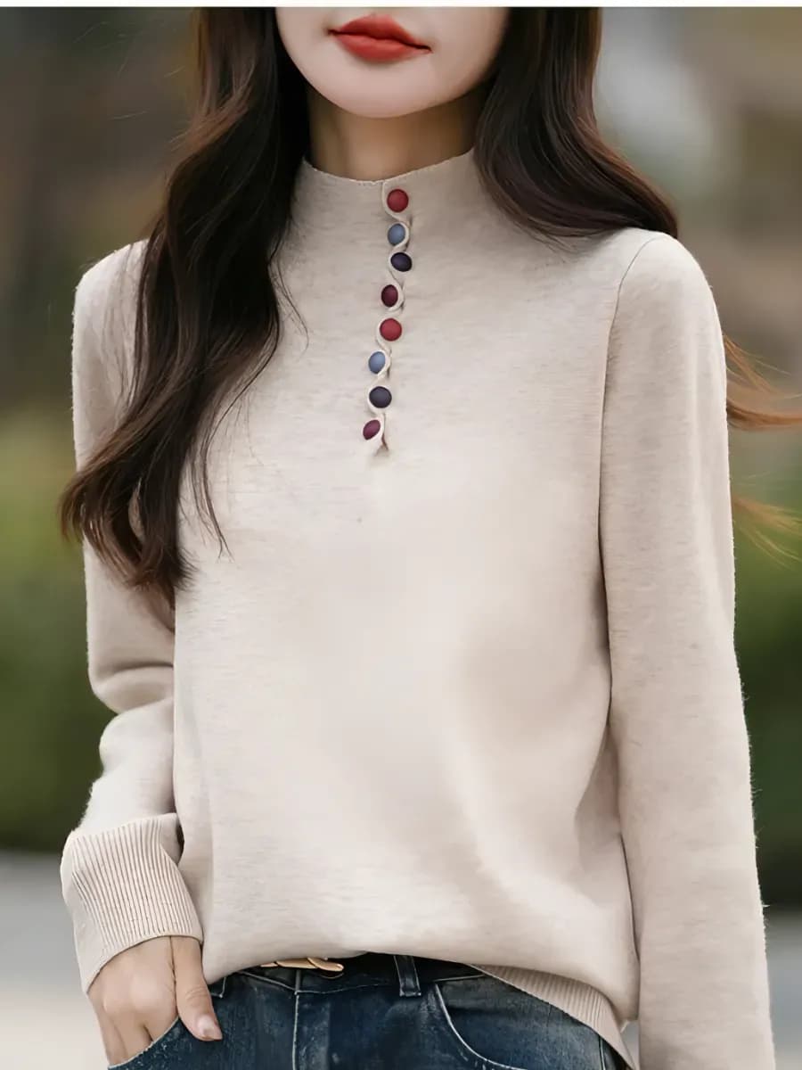 Джемпер с ассиметричной застёжкой на пуговицы бежевый