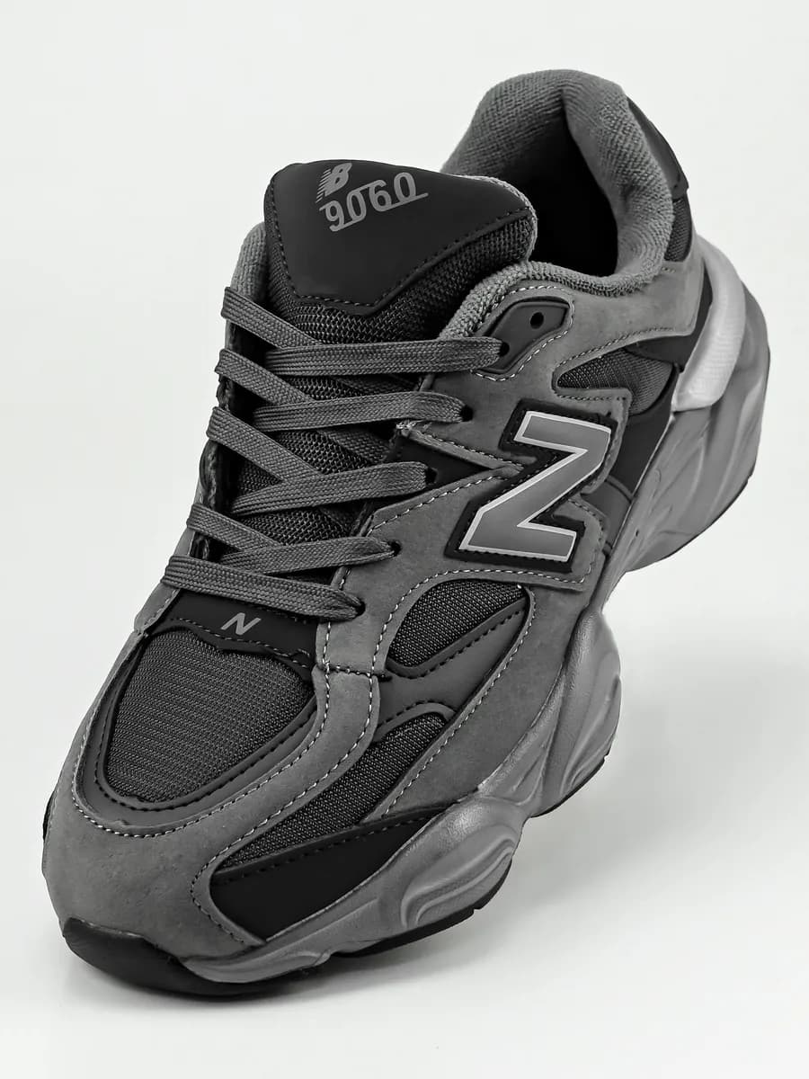 Кроссовки демисезонные мужские непромокаемые треккинговые