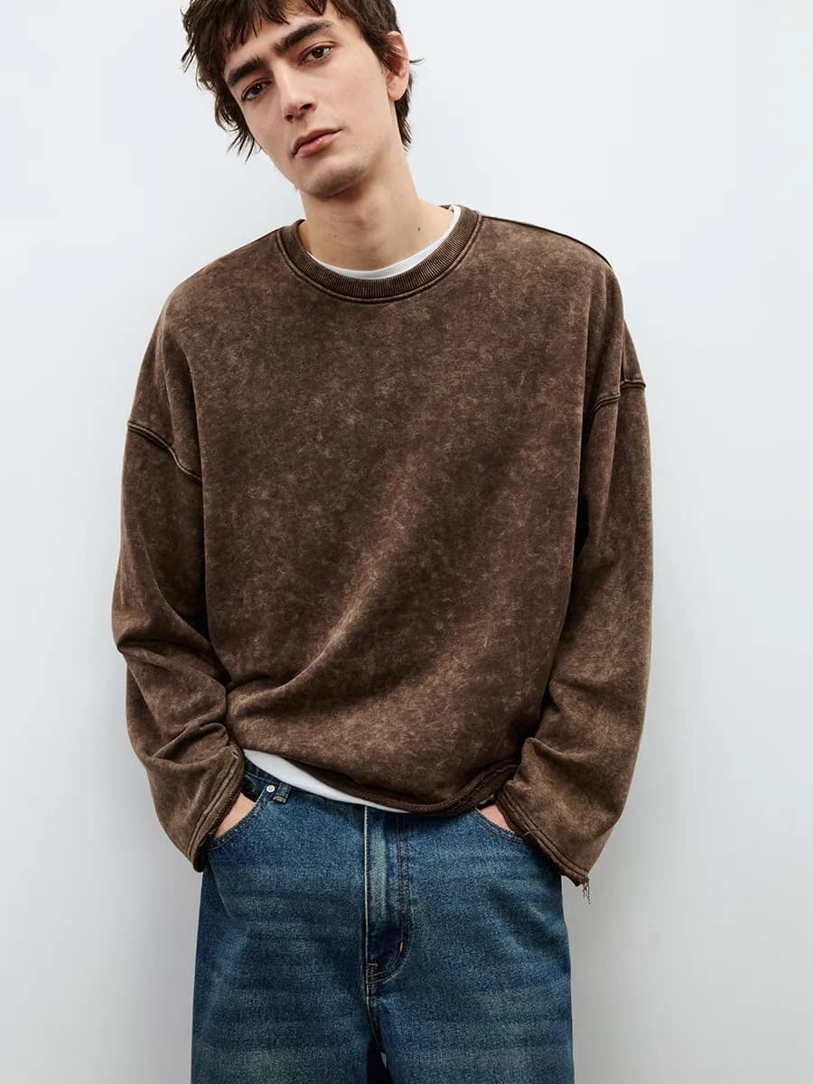 Свитшот из футера с вареным эффектом