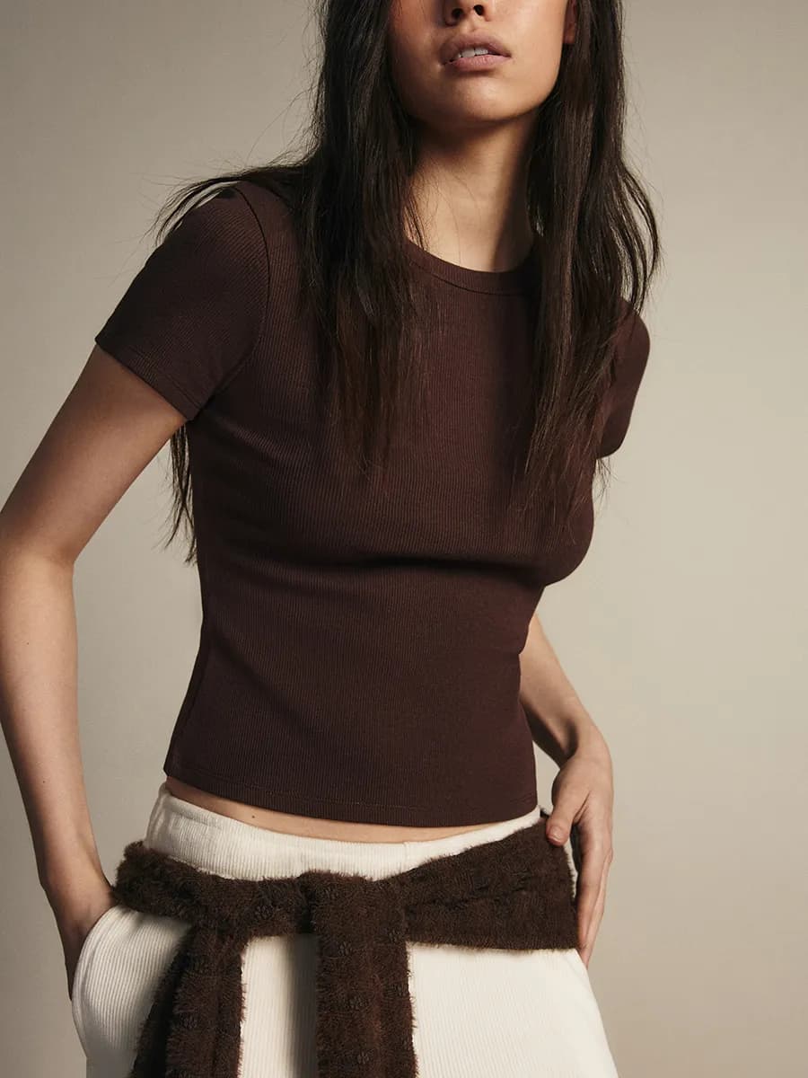 Футболка базовая приталенная в рубчик