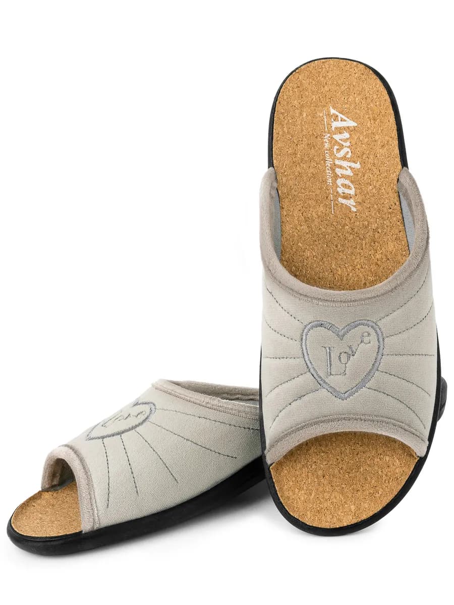 Тапочки домашние на пробке