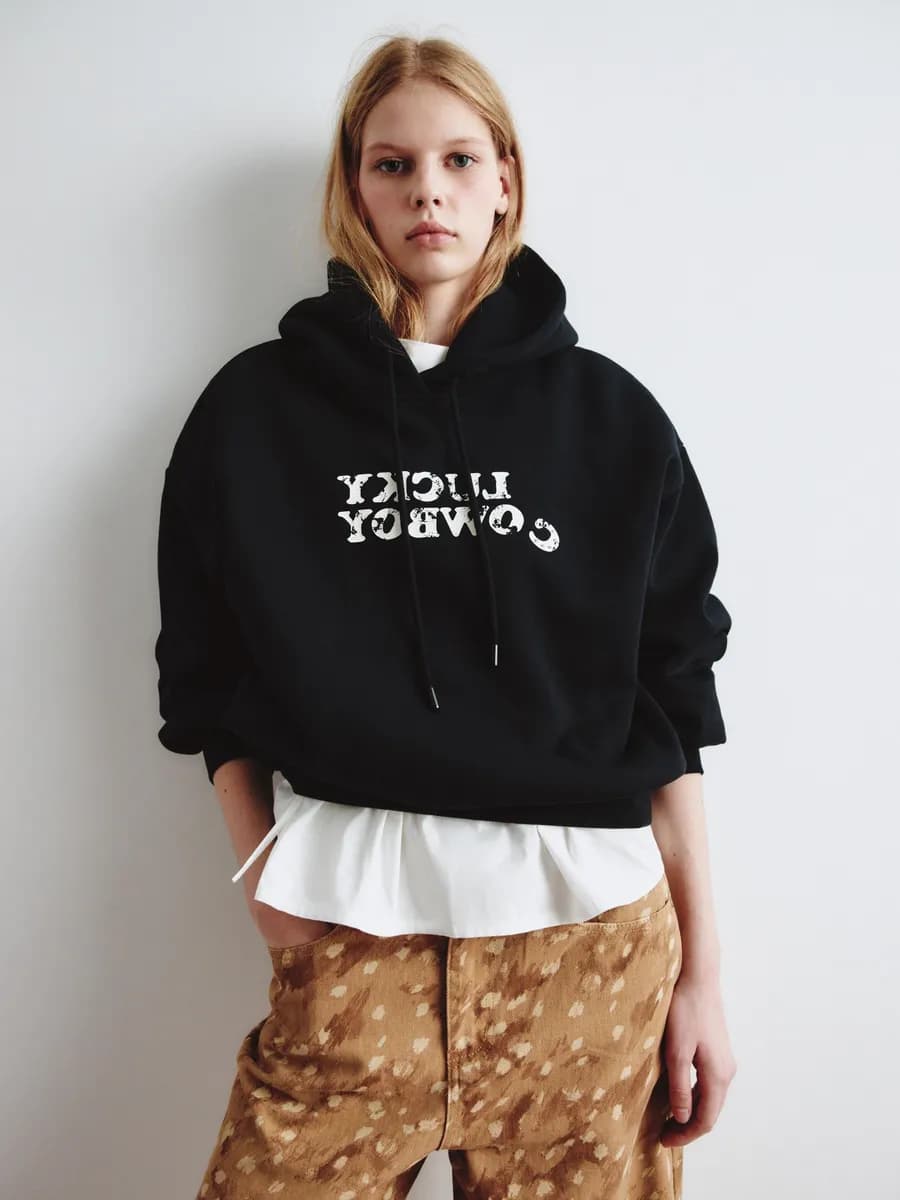 Худи оверсайз с принтом из линейки Young - фото 1