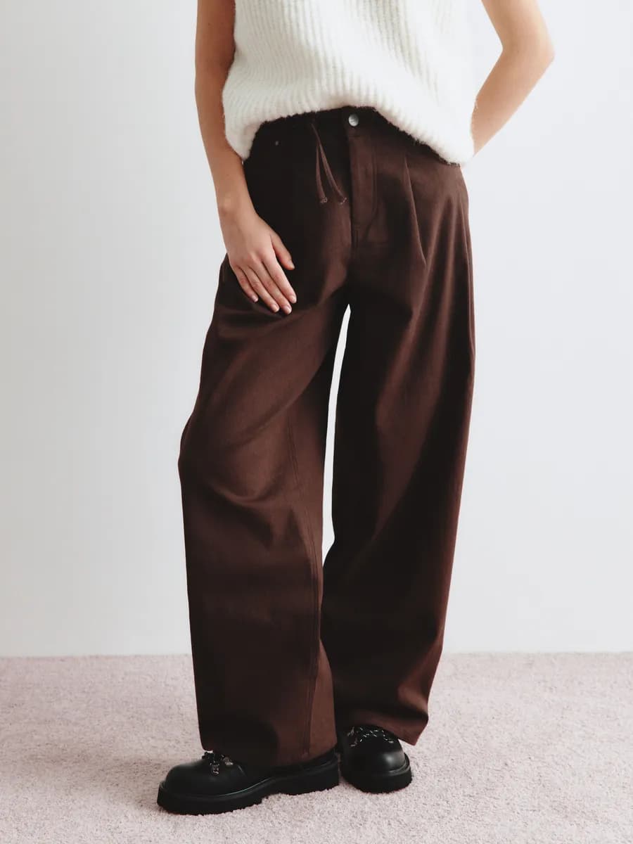 Свободные брюки с кулиской из линейки Young