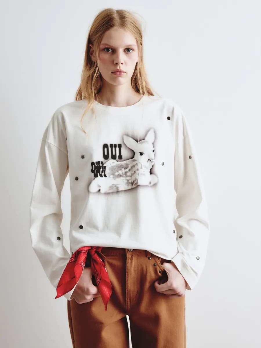 Укороченный лонгслив с принтом из линейки Young - фото 1