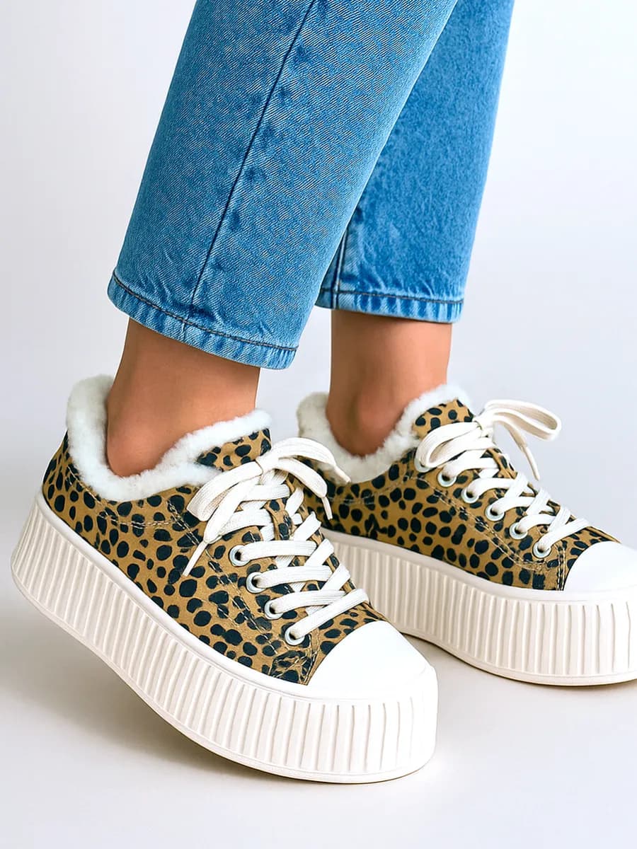 Зимние полуботинки с мехом леопардовые на платформе