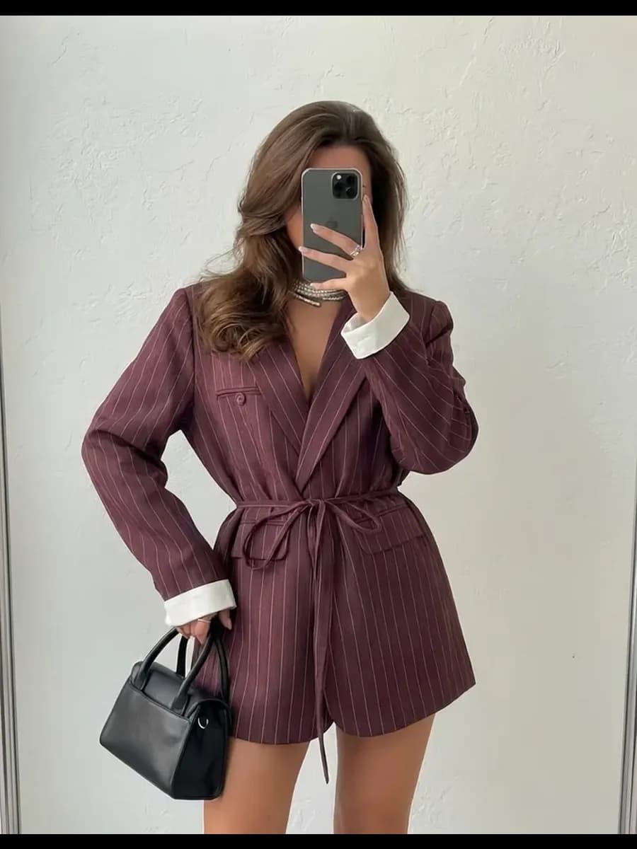 Пиджак в полоску оверсайз на завязках со съемными манжетами