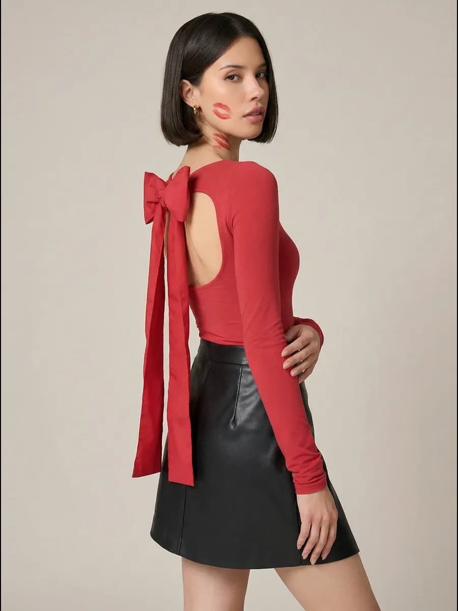 Боди-блузка с бантом на спине