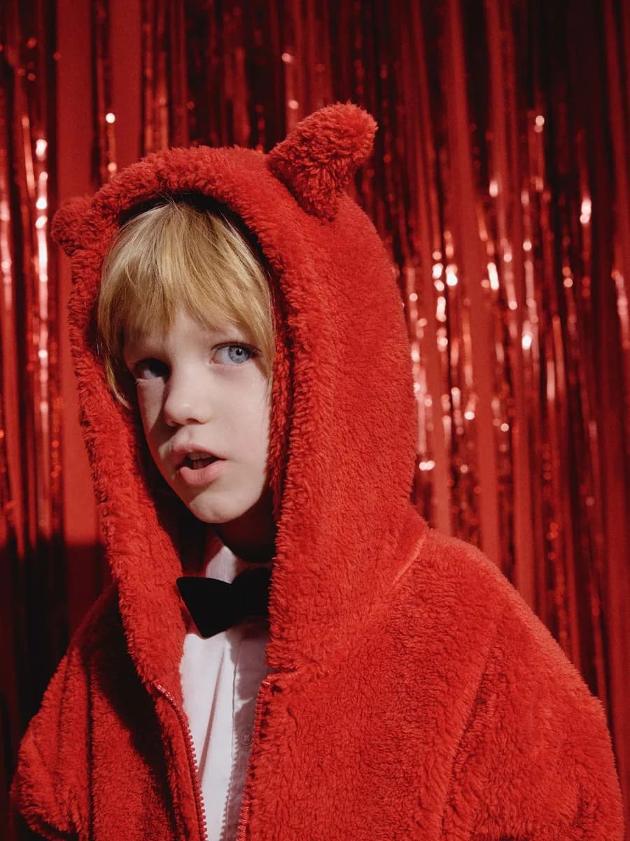 Флисовая толстовка плюшевая теплая с рожками на капюшоне