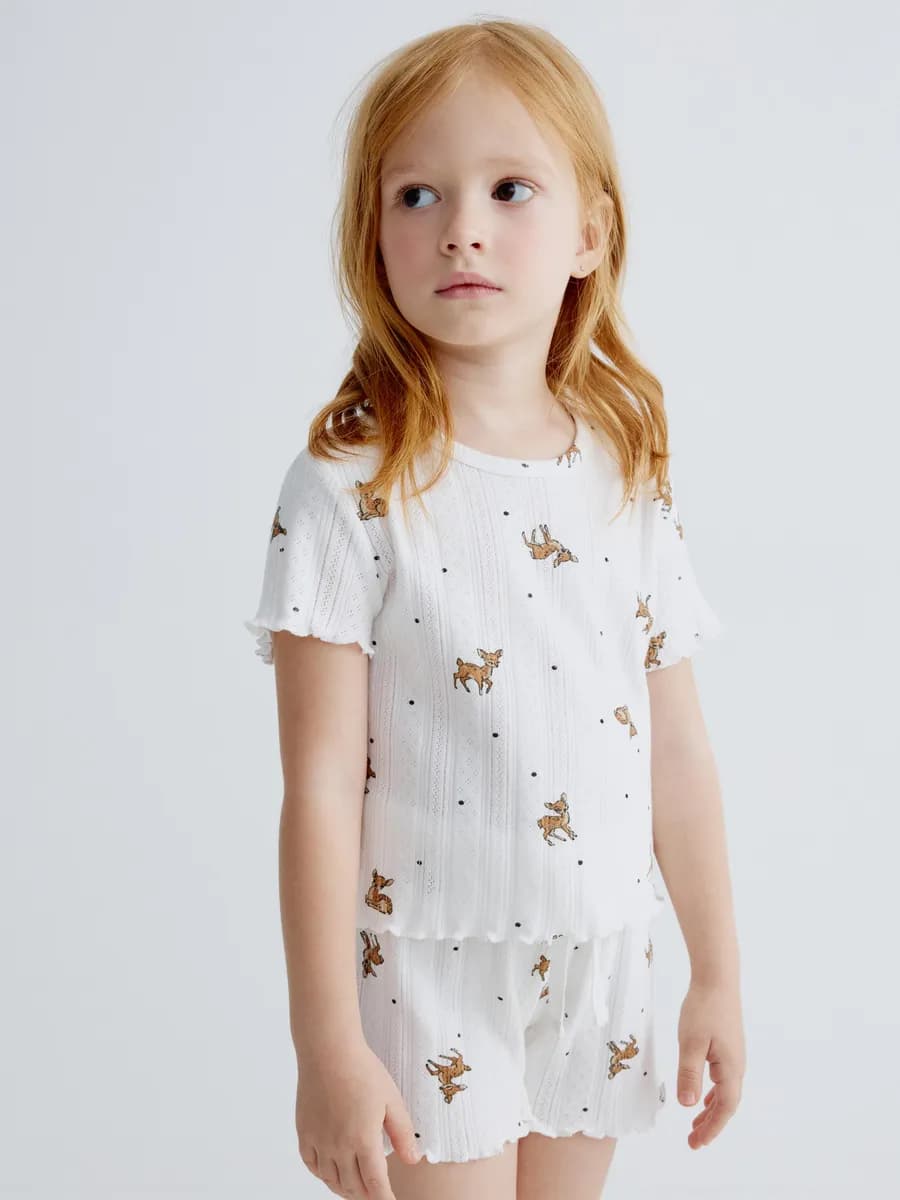 Пижама с шортами и футболкой трикотажная с принтом