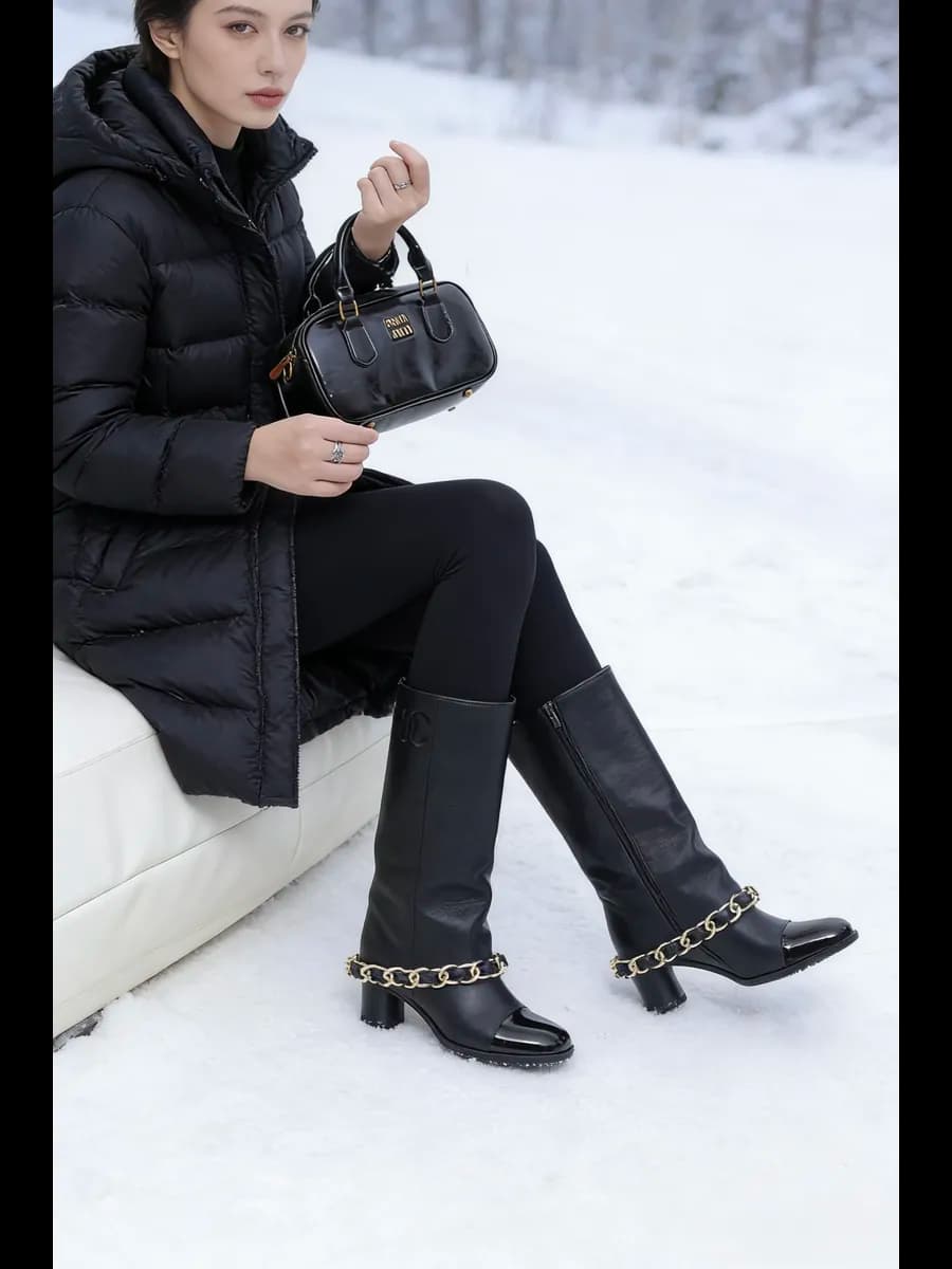 Сапоги-трубы из экокожи демисезонные на устойчивом каблуке