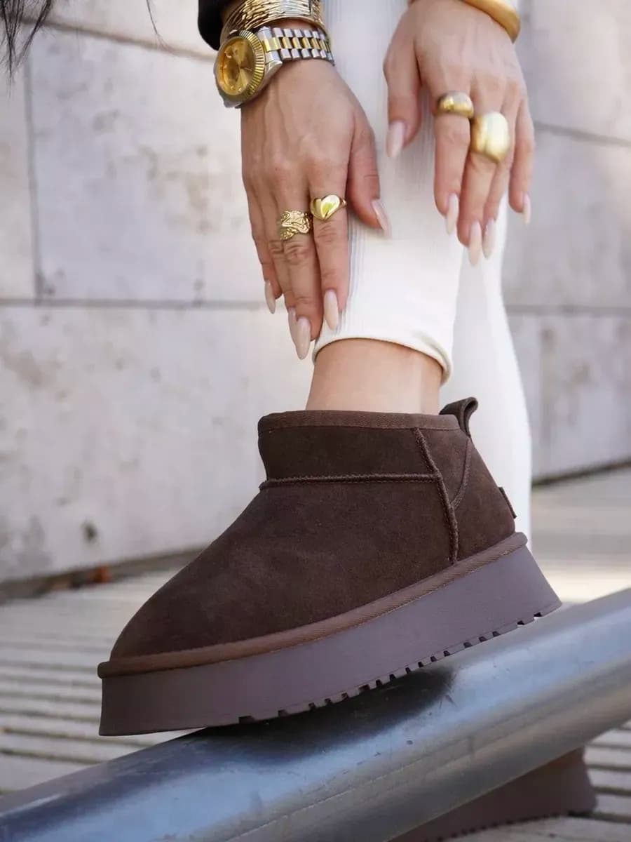 Угги зимние натуральная замша короткие на платформе