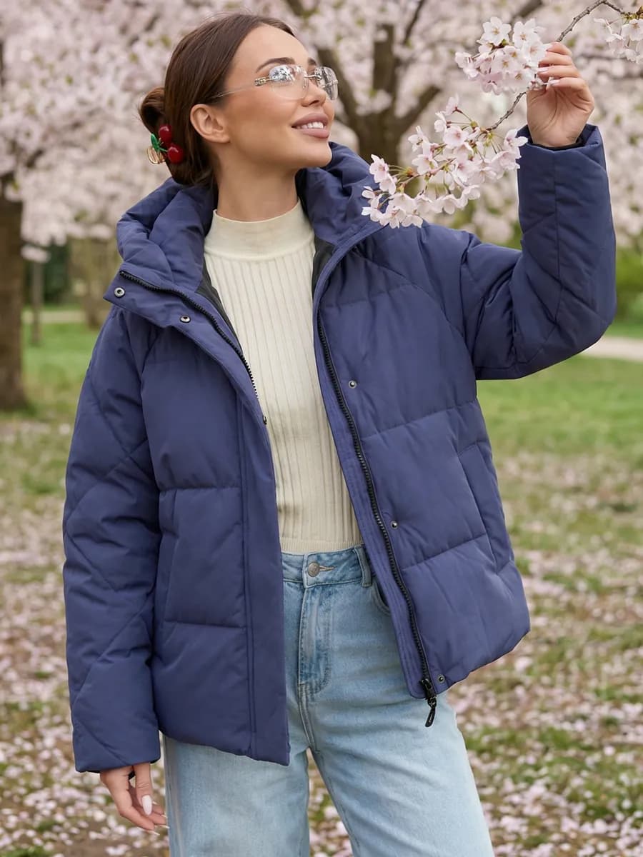 Куртка зимняя короткая с капюшоном