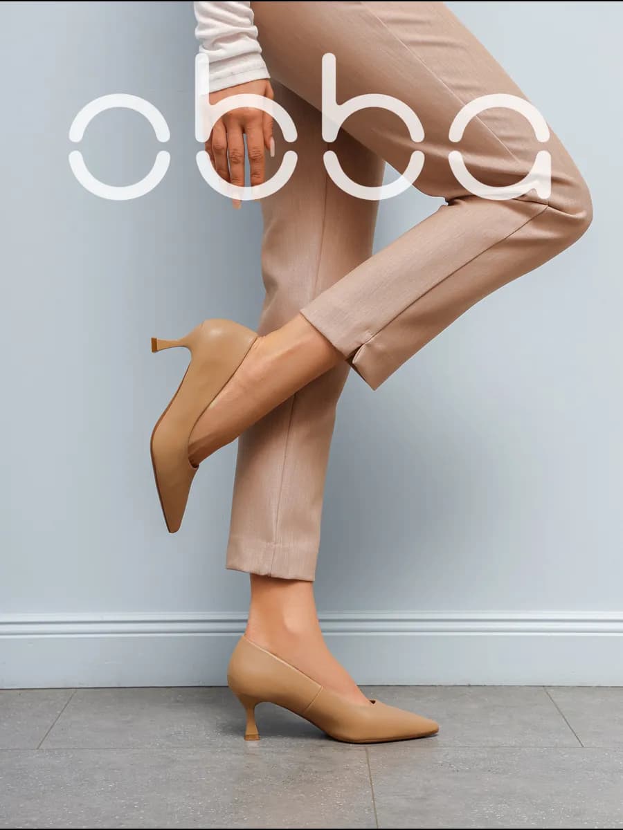 Туфли с острым носом