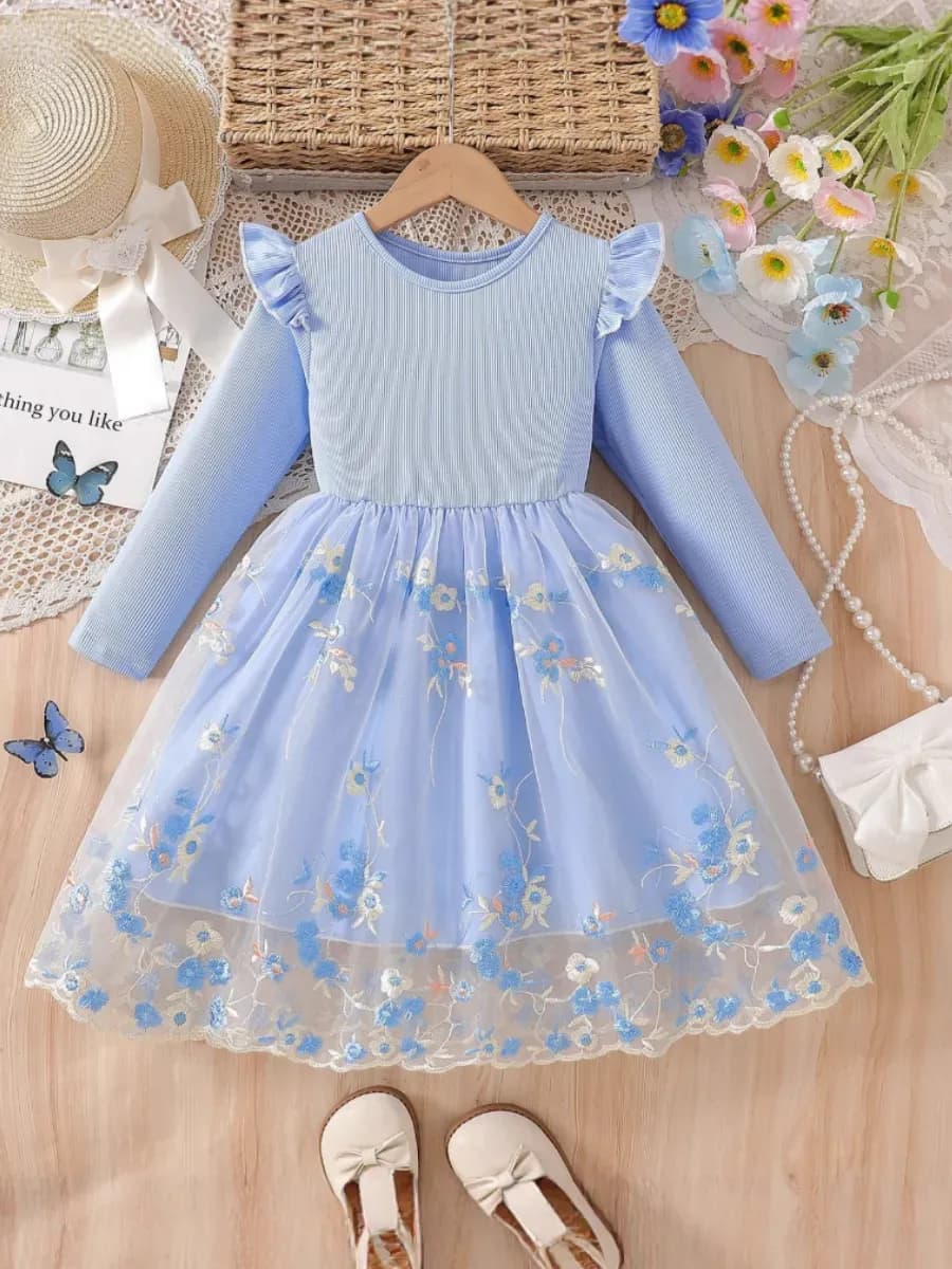 Платье нарядное праздничное в детский сад