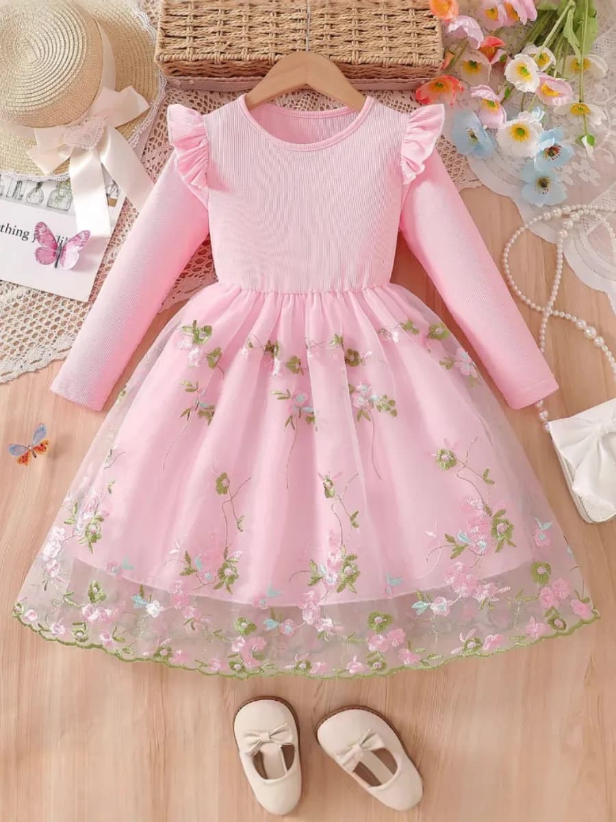 Платье нарядное праздничное в детский сад