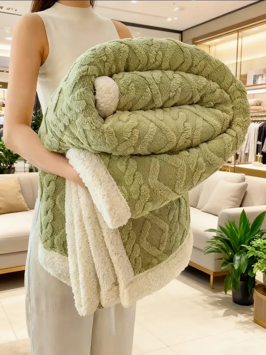 Плед 180x200 на кровать флисовый теплый пушистый мягкий