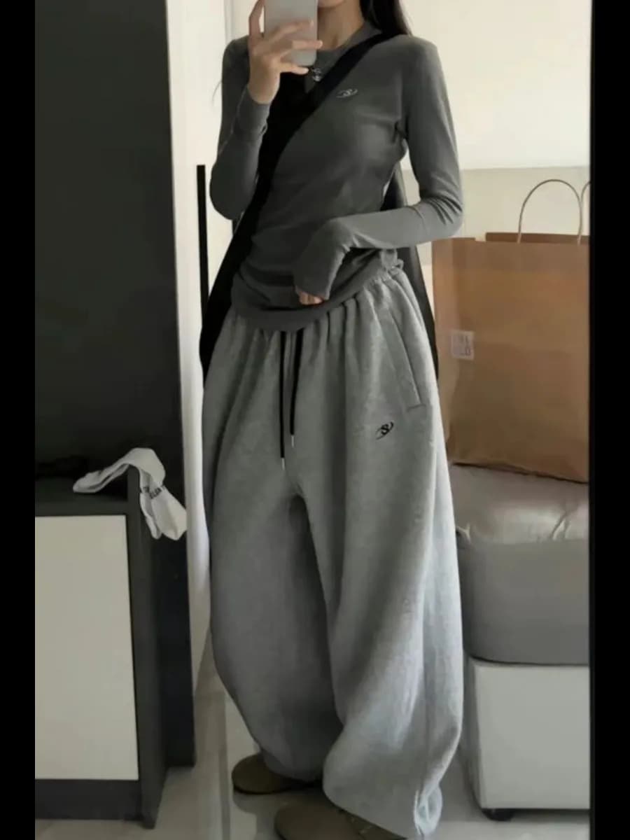 Спортивные широкие штаны багги утепленные с начесом на флисе