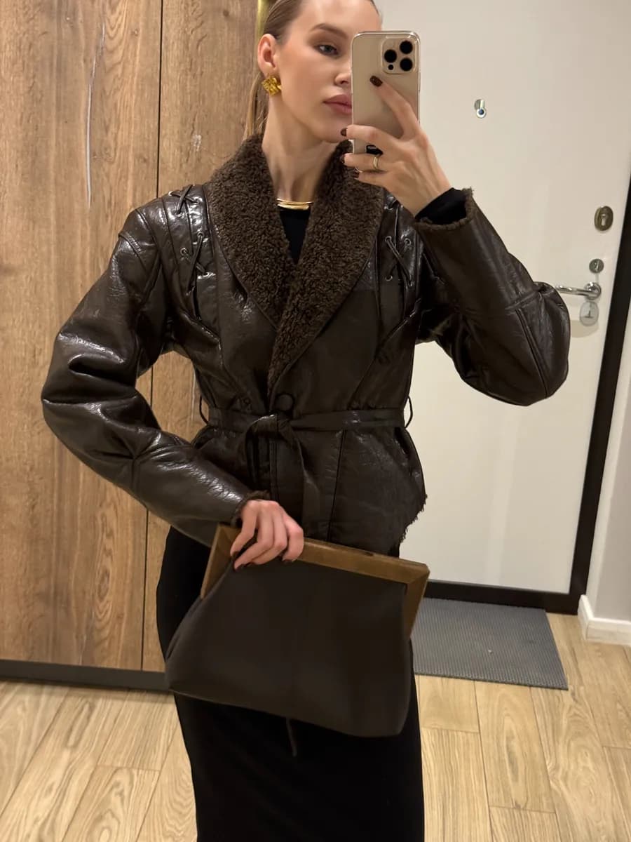 Дубленка авиатор приталенная со шнурками зимняя