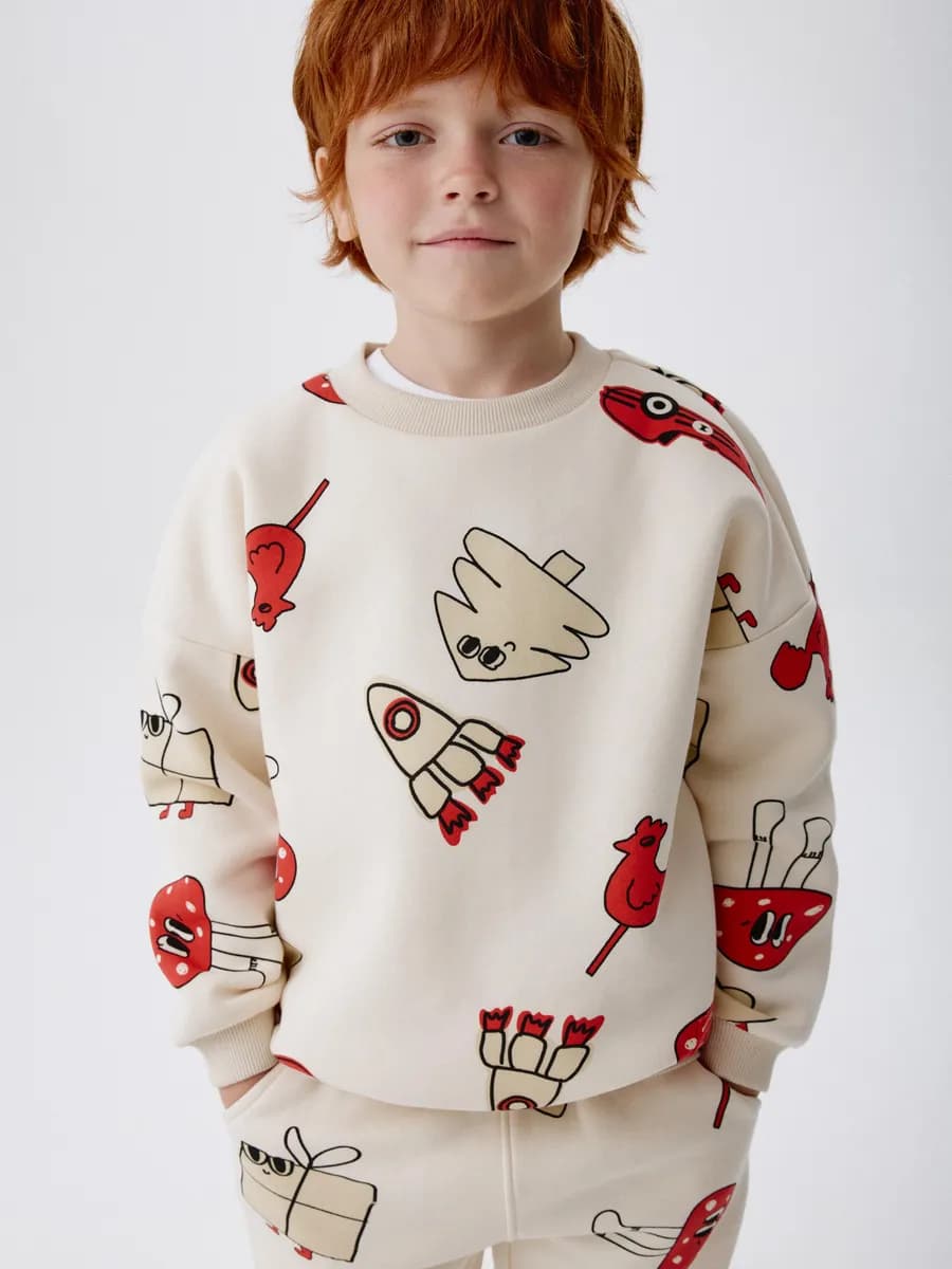 Свитшот оверсайз новогодний утепленный