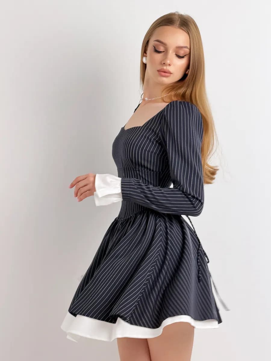 Утягивающее платье на корпоратив