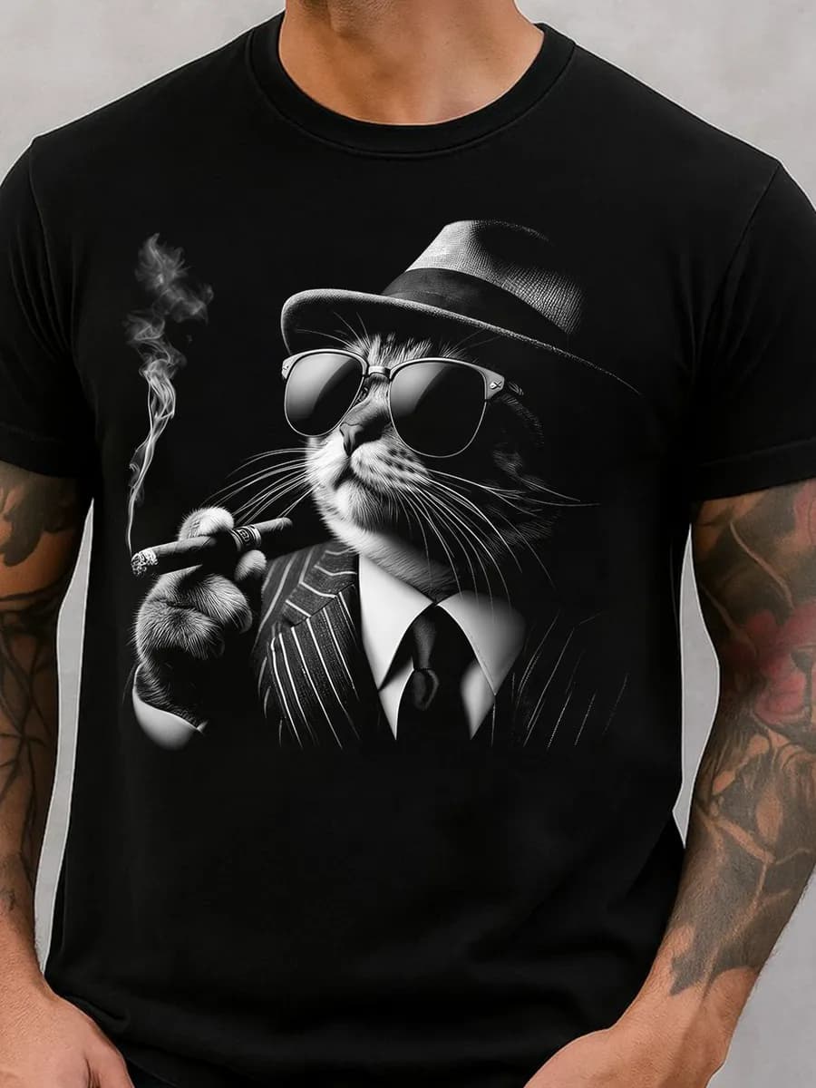 Футболка с принтом кот с сигарой светящаяся