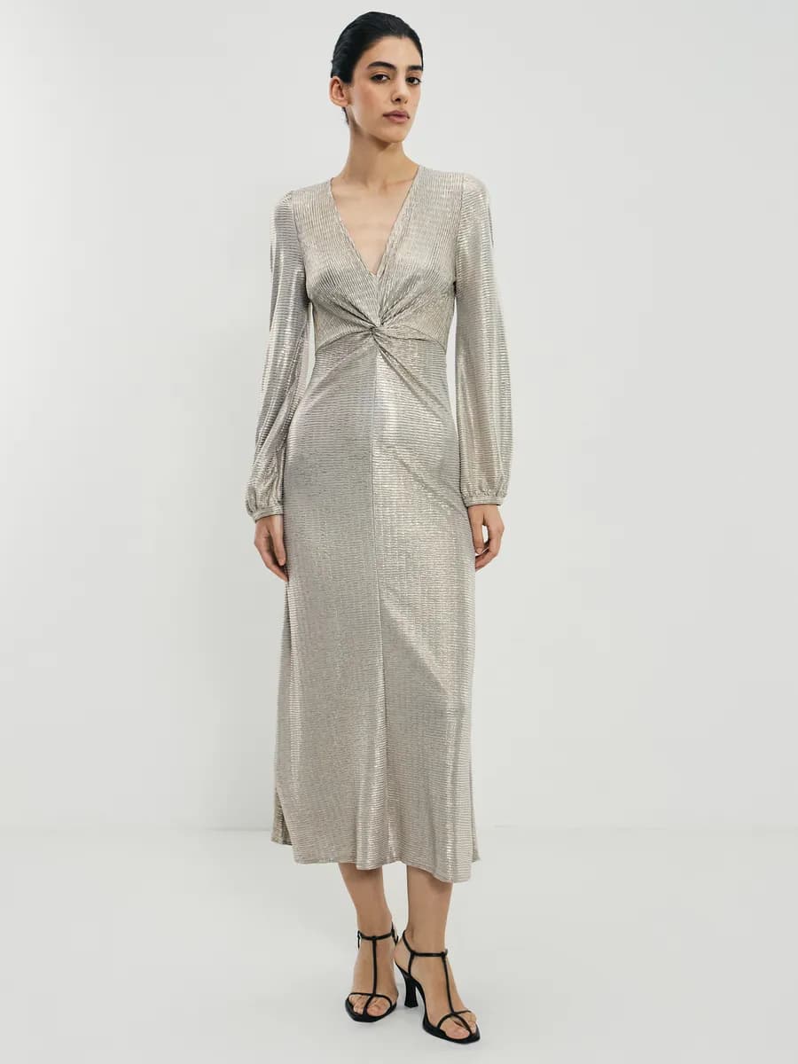 Платье на новый год 2026 блестящее вечернее праздничное