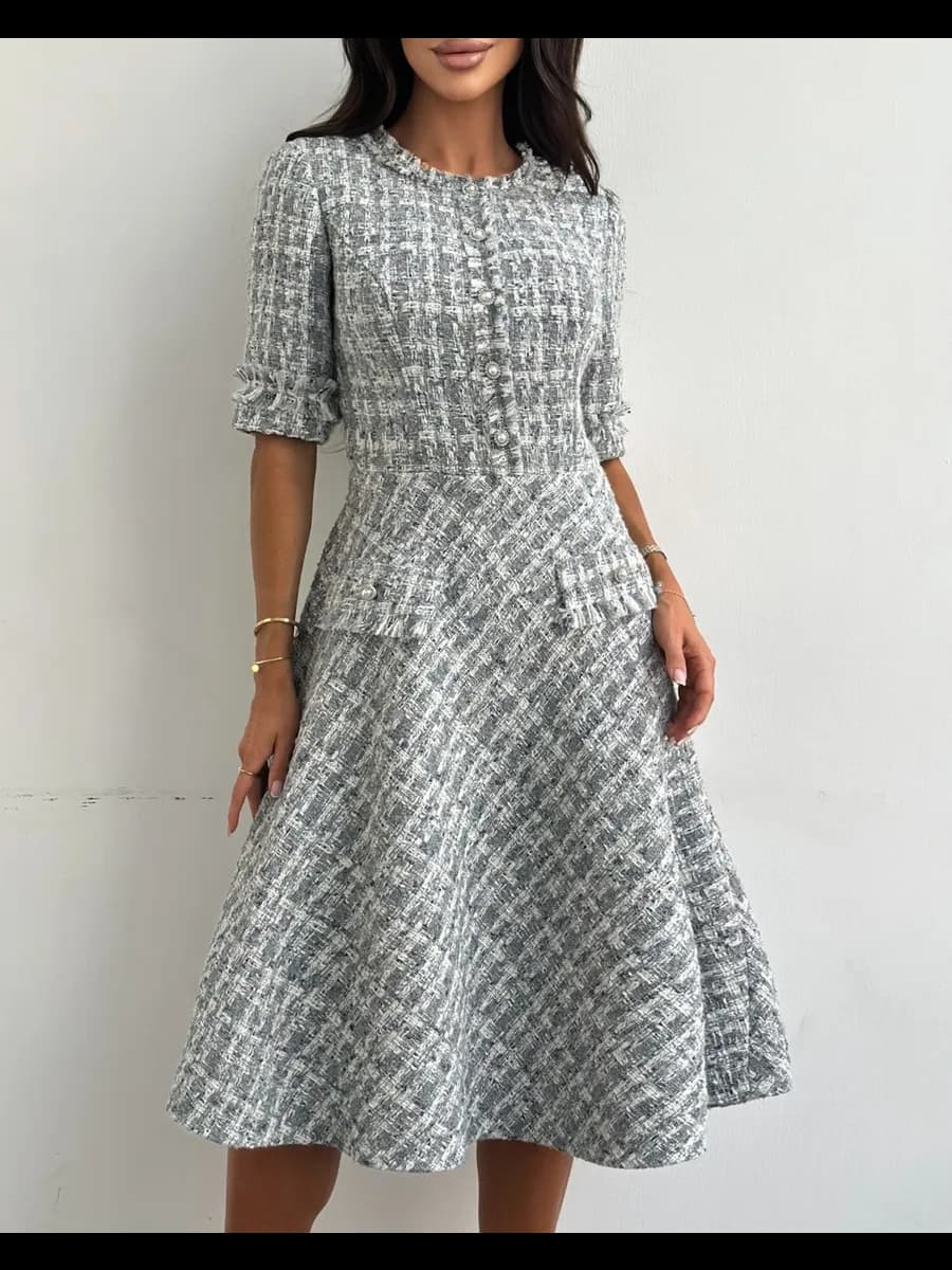 Твидовое платье Шанель