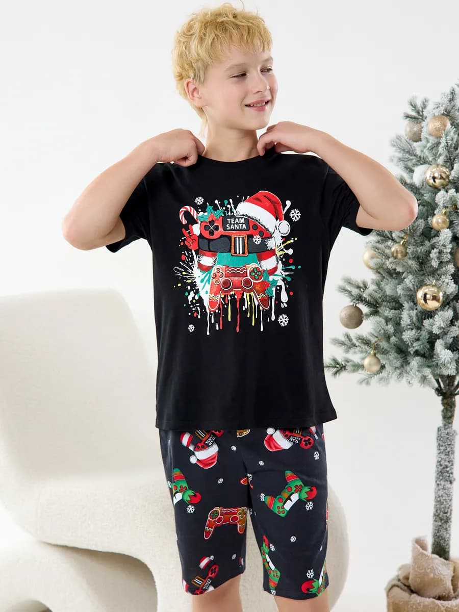Пижама Новогодняя с шортами и футболкой
