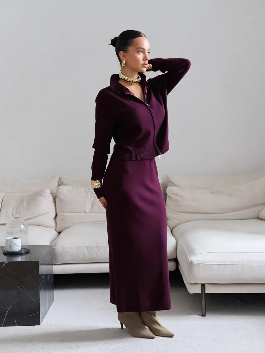 Костюм трикотажный теплый с юбкой