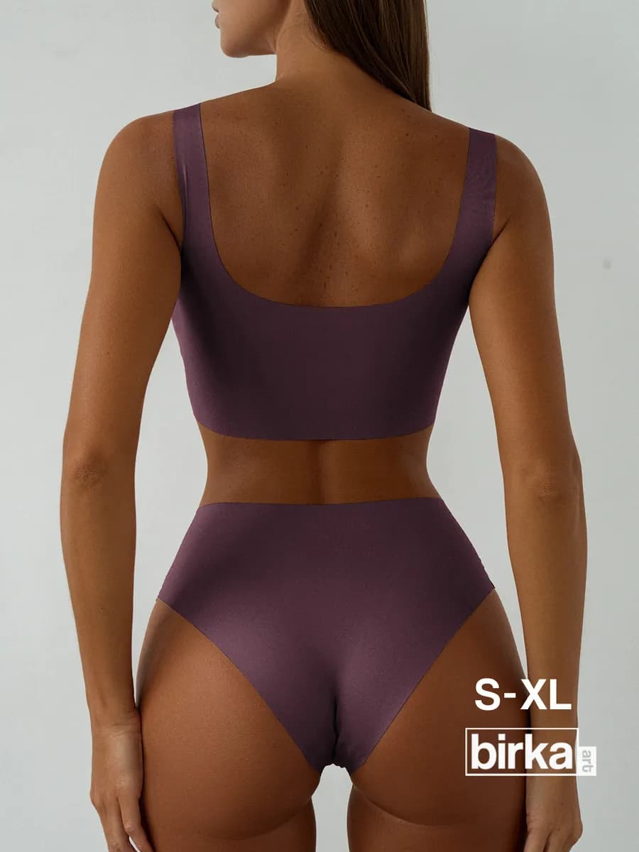 Комплект нижнего белья бесшовный с чашками