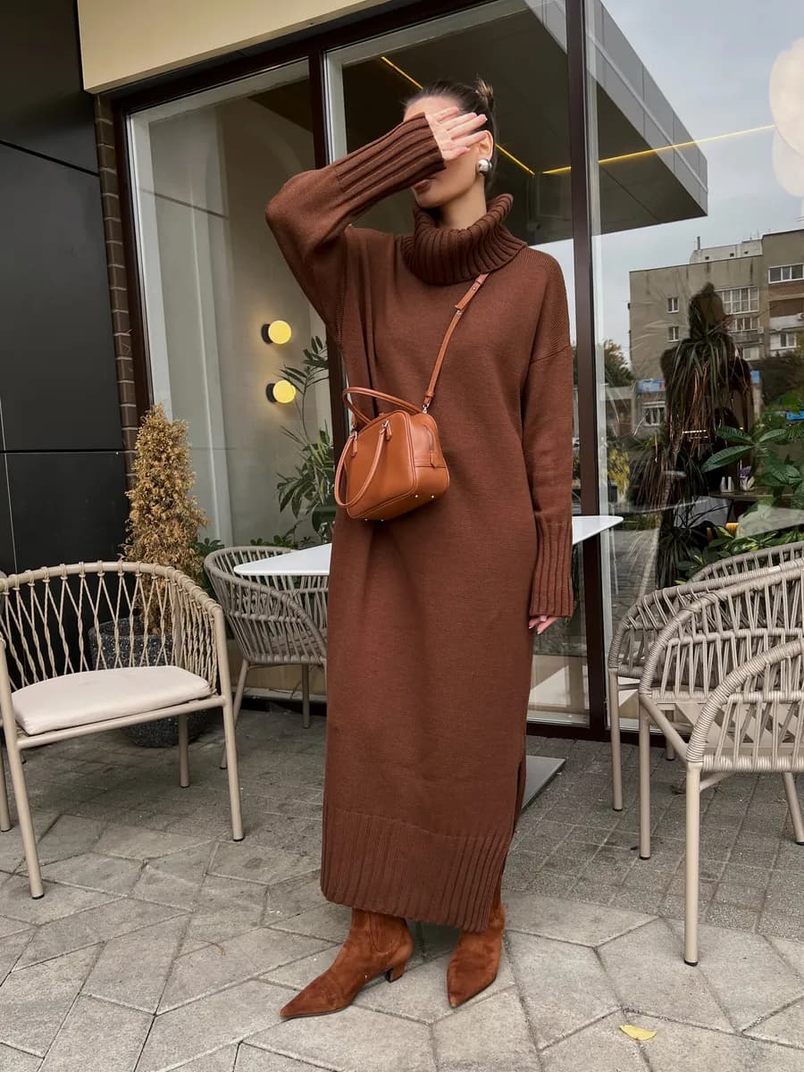 Платье длинное теплое с воротником