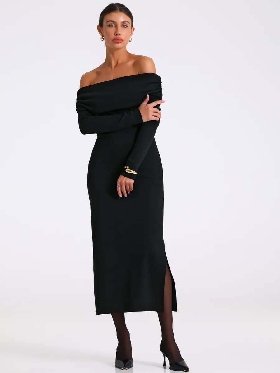 Платье вечернее с открытыми плечами